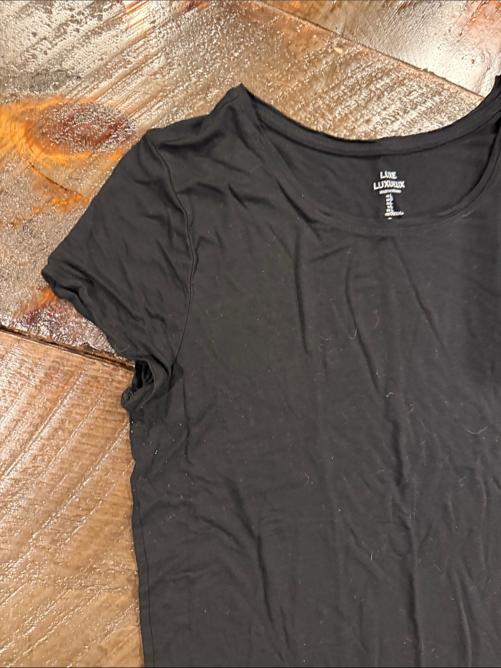 GAP Black Short Sleeve Scoop Neck Tee - Classic Black - Picture 2 of 4